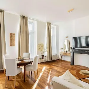  Appartement Luxueux Proche De Gare Du Midi, à Côté Du Centre Belgique